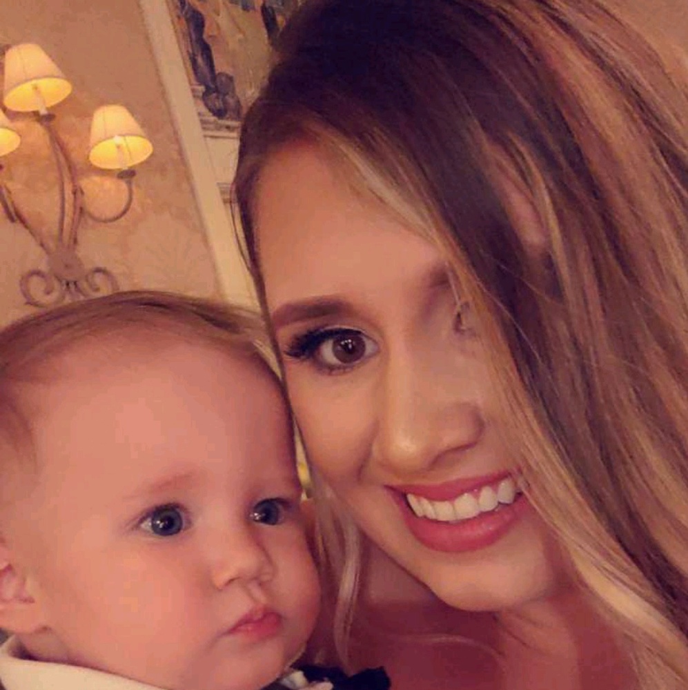 Meet your Posher, Ashley